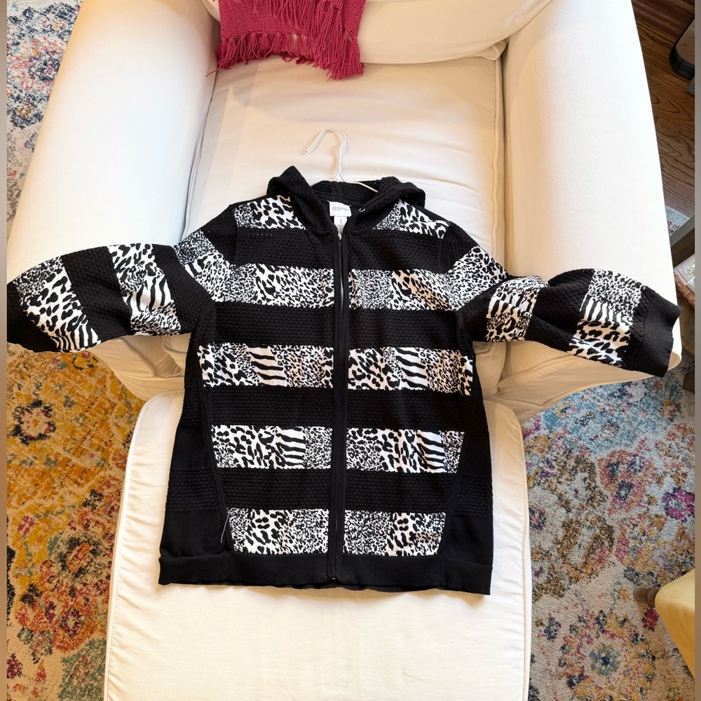 Chico's Zenergy: Light weight Black and White Animal Print Hoodie